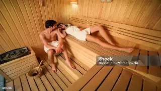 解锁肩颈酸痛的秘密：福州人必学的居家按摩手法 海报