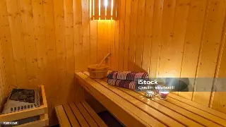 福州按摩大PK：盲人按摩 vs. 精油SPA，谁才是你的“满血复活”秘籍？